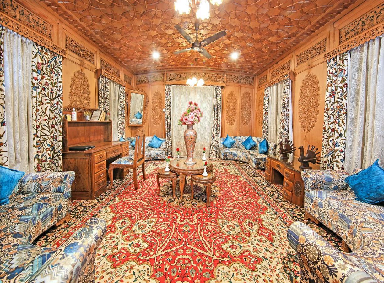 Kolu Group Of Houseboats Hotel Srinagar  Luaran gambar