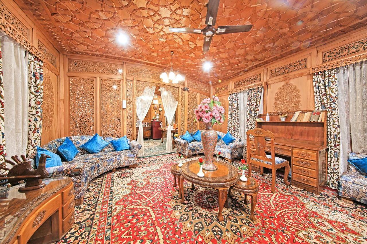Kolu Group Of Houseboats Hotel Srinagar  Luaran gambar