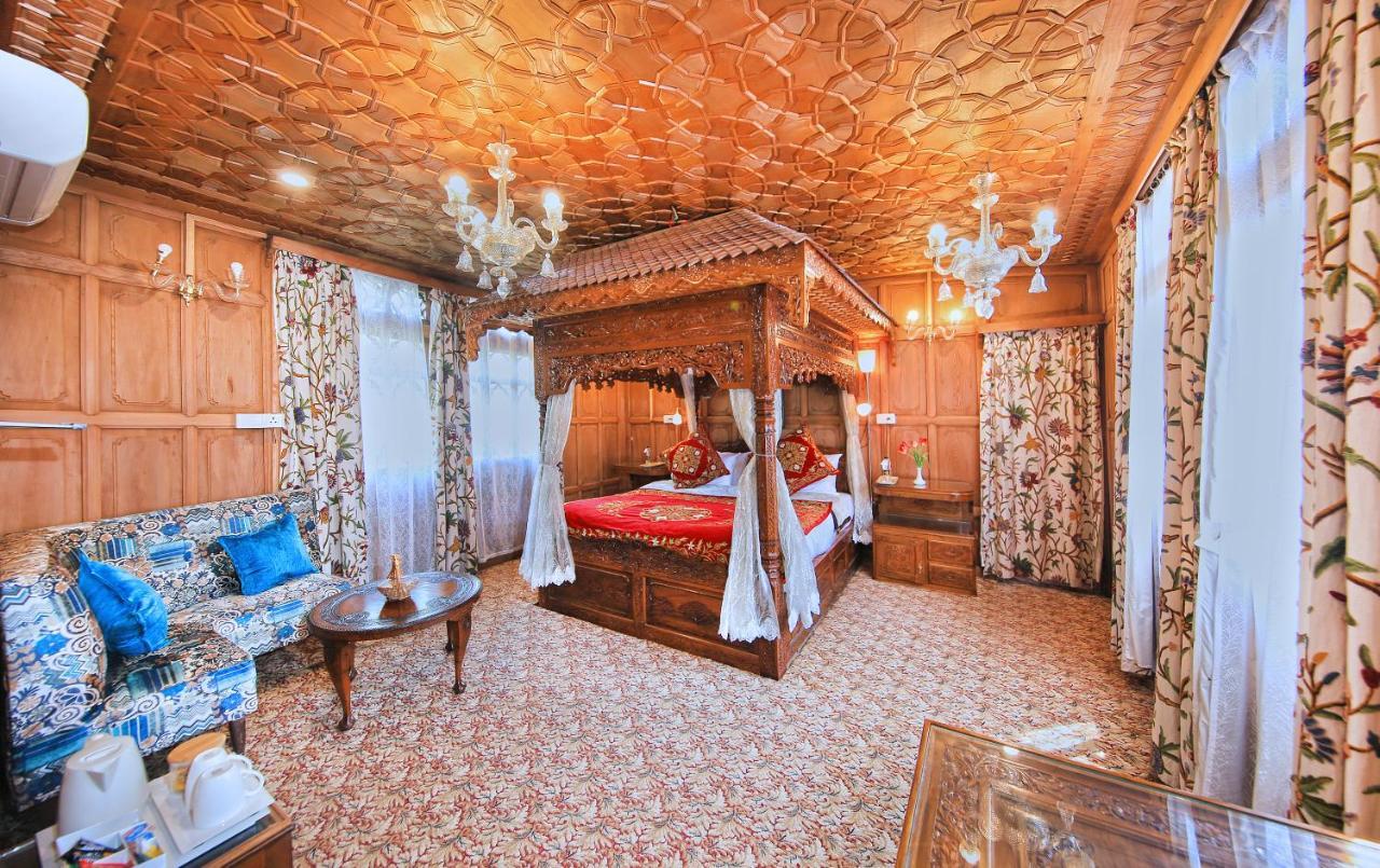 Kolu Group Of Houseboats Hotel Srinagar  Luaran gambar
